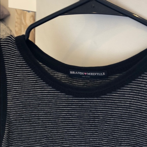 Brandy Melville top - Picture 2 of 4